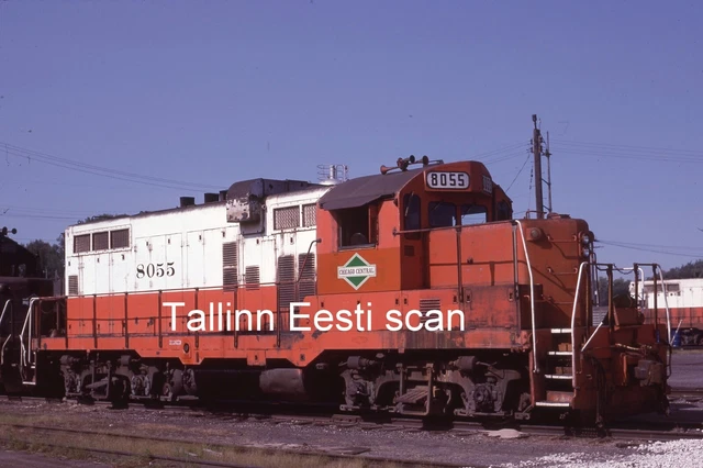 Chicago Central Pacific 8055 Original Kodachrome Slide Illinois Central paint