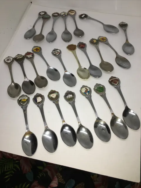 Vintage Lot of 23 Souvenir Collectors Spoons 3 1/4”