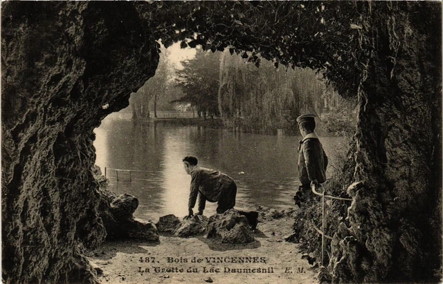 CPA PARIS 12e-Bois de Vincennes-La Grotte du Lac Daumesnil (322744)