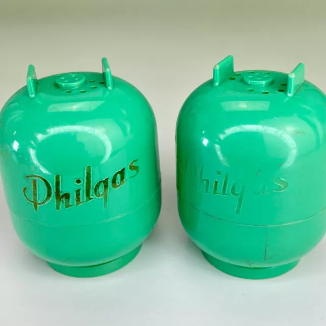 Vintage PHILGAS Phillips 66 Propane Gas Tank Advertising Salt & Pepper Shakers