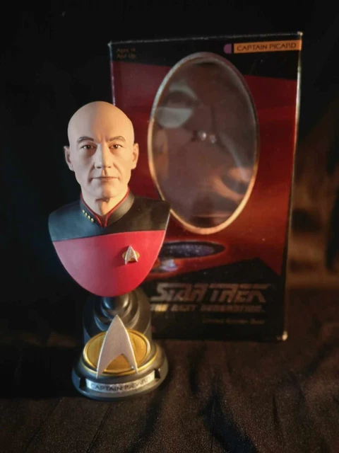 STAR TREK NEXT Generation Captain Picard Sideshow Collectibles bust ...