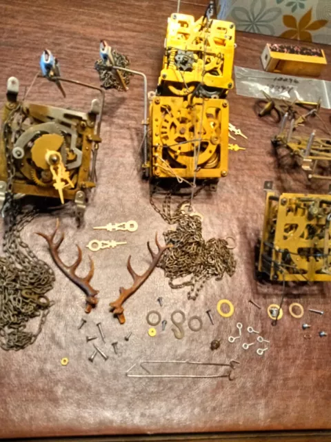 Vintage Large Lot of Cuckoo Clock Mechanisms and Parts 3 w/chains are working! 2