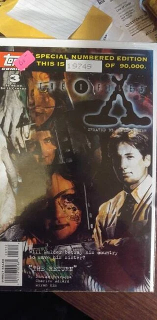 The X Files Topps Comics Issue Number 3 Special Numbered Edition 19749 Of 90,000