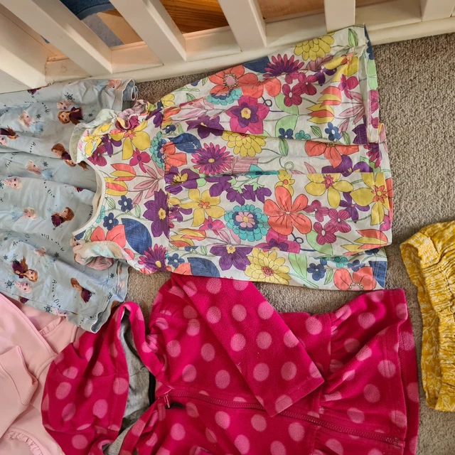 girls clothes bundle 3-4 years VGC 3