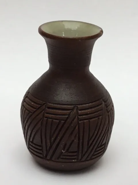 Vintage Canadian Six Nations Bud Vase Studio Pottery, Incised Pattern, Signed AS
