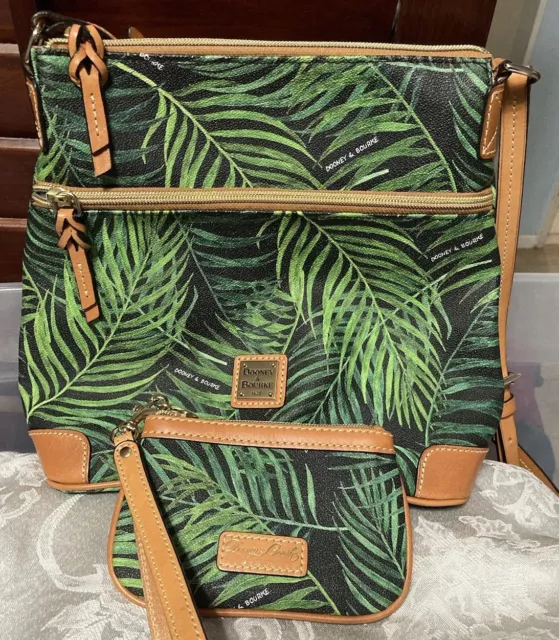 Dooney and bourke willis clutch sales