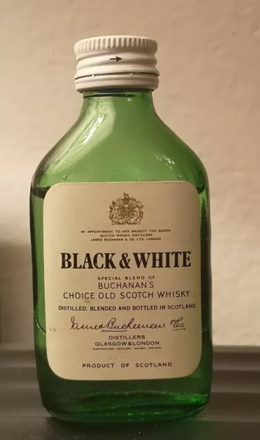 Mignon Black & White Scotch Whisky.  Importato
