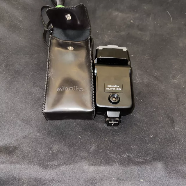 Minolta Auto 28 Electroflash Shoe Mount Flash SLR Film Camera Case and diffuser