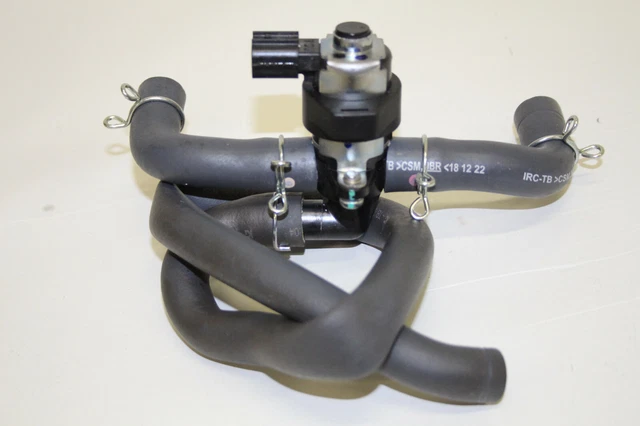 Tuyau De Radiateur + Bouchon Pour Honda Deauville 650 - Occasion, Fonctionnel
