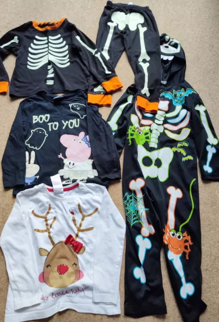 Girls Aged 3-4 Years Halloween & Christmas Clothes Bundle