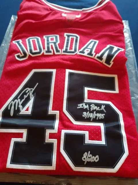 Michael Jordan Chicago Bulls Fanatics Authentic Autographed Champion Red #45  Jersey