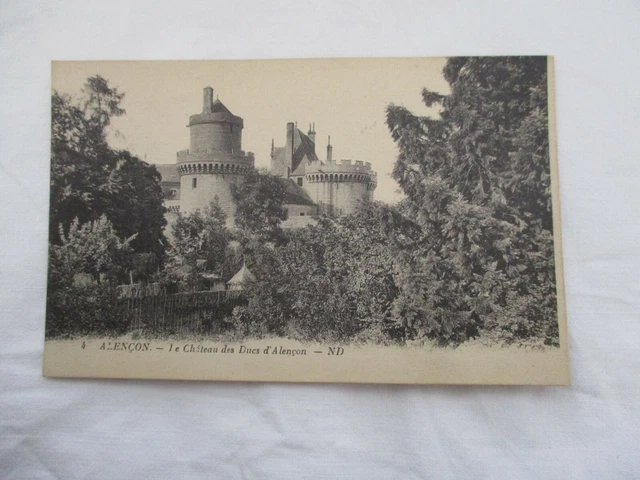 Cpa Orne 61 Alencon Le Chateau Des Ducs D'alencon