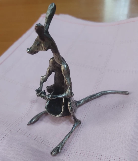 Canguro Scultura In Argento UNO A ERRE