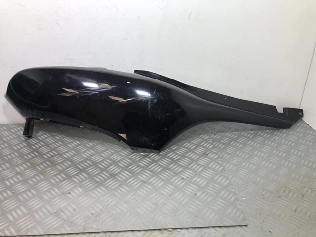 Carénage Arrière Droit Pour Honda NSS 125 Forza – 2014-2017 – Gris, D'origine