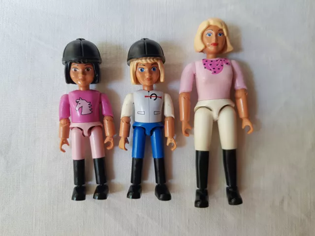 LEGO BELVILLE 5855 : Les 2 Figurines Cavalières et La Femme Adulte