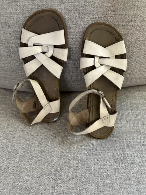 Salt Water Sandals by Hoy Solid White Leather Womens Size 5 Shoes Saltwater