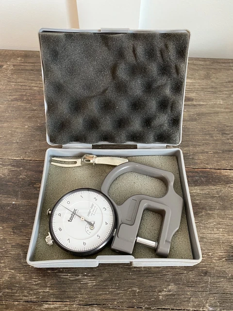MITUTOYO TESTEX DIAL Thickness Gauge 2804-10 With 6 Jewels .0001