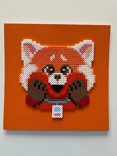PIXEL ART / Perles A Repasser Tableau Panda Roux Dans Alerte Rouge De ...