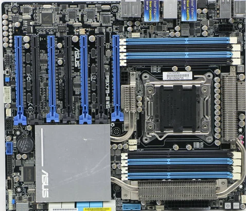 CARTE MÈRE ASUS Intel X79 P9X79-E WS, LGA 2011 DDR3 Workstation