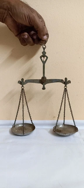 Bilancia di misurazione del peso con leva di equilibrio rara antica di...