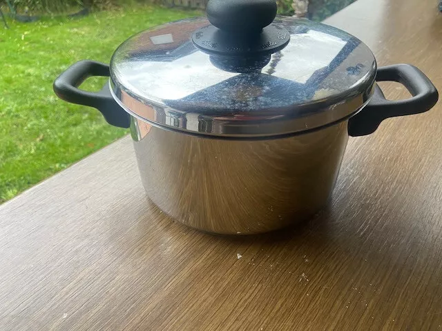 fissler topf mit Deckel, 21 mal 11cm, gebraucht