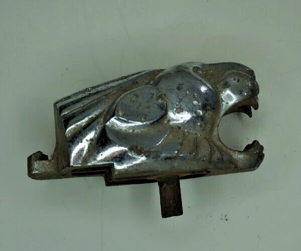 MASCOTTE BOUCHON DE radiateur de voiture ancienne TETE LION PEUGEOT 402