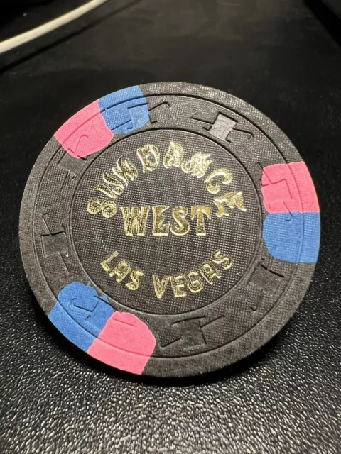 $100 Sundance West CASINO CHIP - Las Vegas, Nevada - 1976 Hat And Cane Paulson