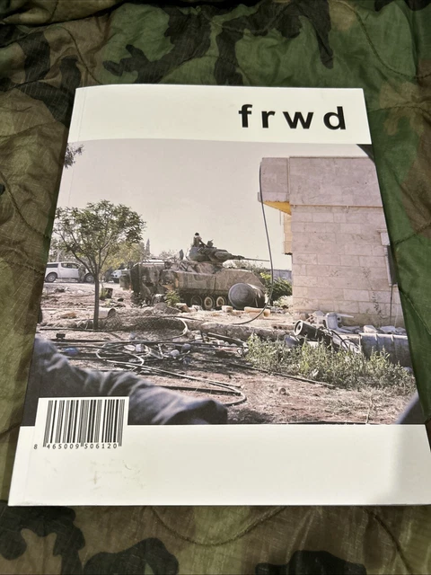 洋書 Forward Observations Group vol.69 $_12.JPG?set_id=880000500F