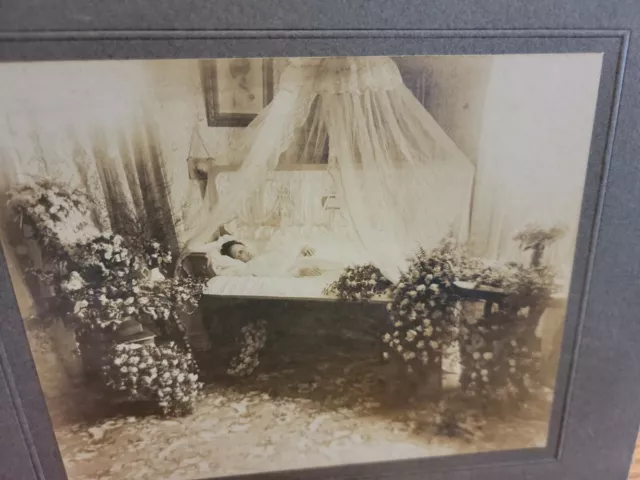 1800S Antique Victorian Post Mortem Funeral Casket Photo Woman Girl Name Old