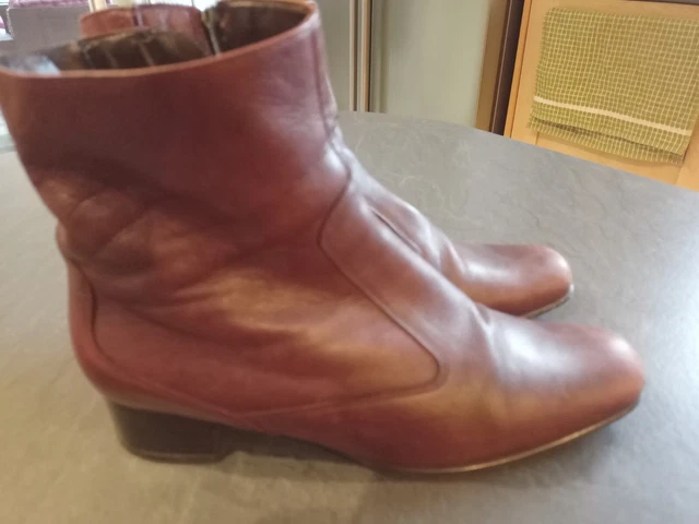Bottines en véritable cuir, femme pointure 40, très bon état