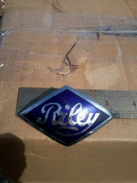 Riley Griglia Distintivo Vintage