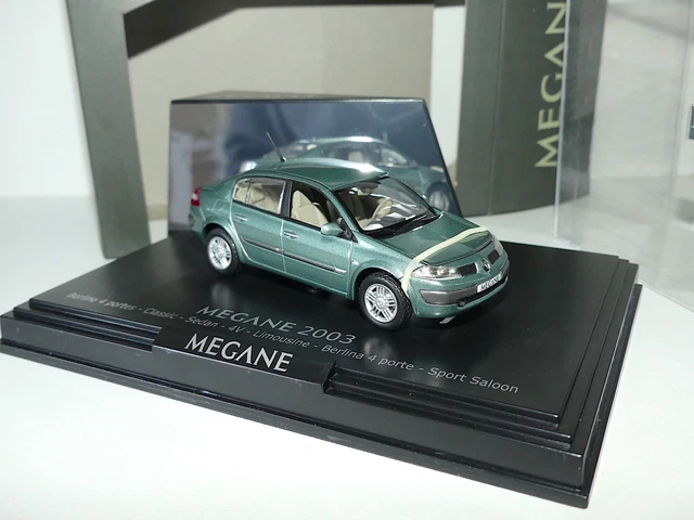 RENAULT Megane 2015 Blue - die cast - modèle de collection - Norev 517719