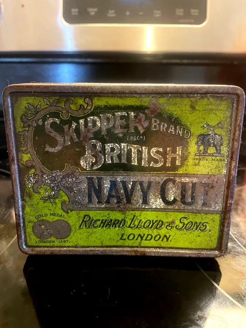 ⭐️ VINTAGE RICHARD LLOYD & SONS Skipper Brand Navy Cut TOBACCO TIN c 1920's  ⭐️ £14.99