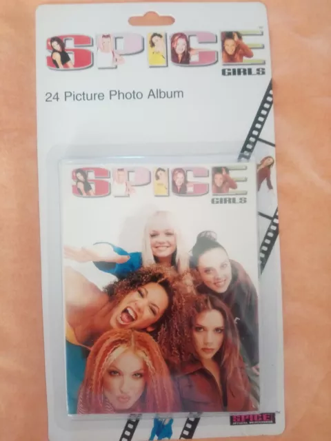 Spice Girls 24 Picture Photo album,   1997 Official Merchandise. Sealed Unopened