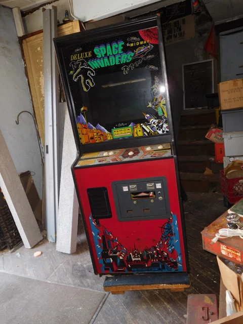 Deluxe Space Invaders - Full Size Arcade Game by Midway