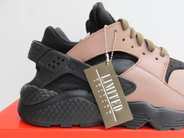 Nuovo con scatola NIKE HUARACHE LE UK 9.5 EDIZIONE LIMITATA toadstool DH8143 200 marrone nero