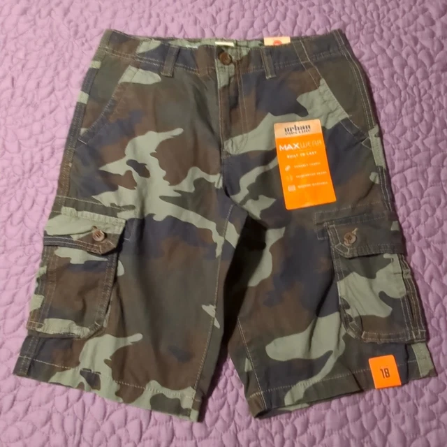 Urban Pipeline Max Wear Boys Youth Camo Cargo Shorts Size 18