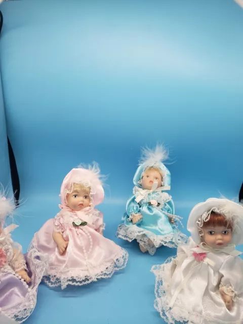 Vintage Lot of 4 Victorian Style Miniature 5" Porcelain Articulated Dolls Dress 3