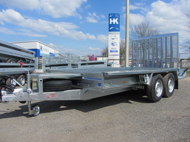 Tieflader Universaltransporter 3.500 kg, zGG. 3.600 x 1.800 x 270 mm, Heckrampe