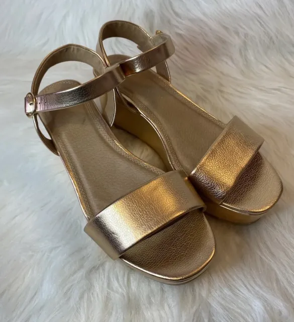 ASOS Rose Gold Platform Sandals Sz 7W Women’s NWOT Beachy Casual