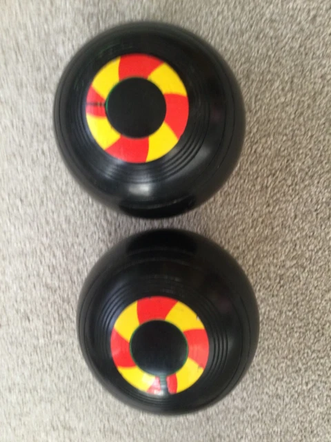 Pair of Almark Clubmaster size 0 medium bowls