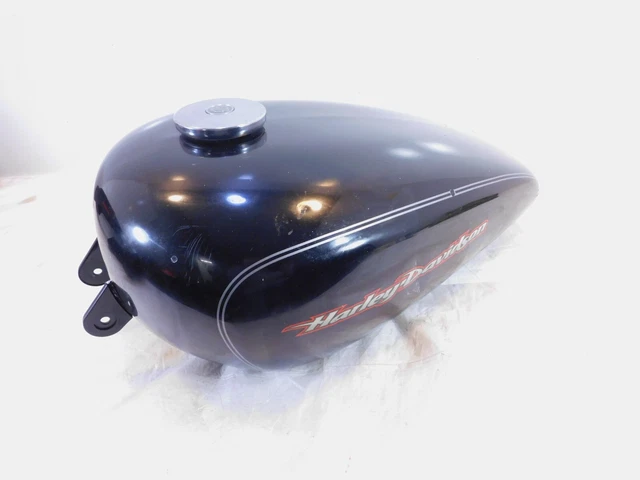 sportster 883 fuel tank capacity