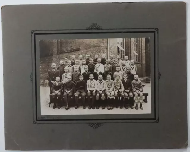 Großes CAB Foto Schönes Klassenfoto / Knabenklasse / Jungen - um 1920