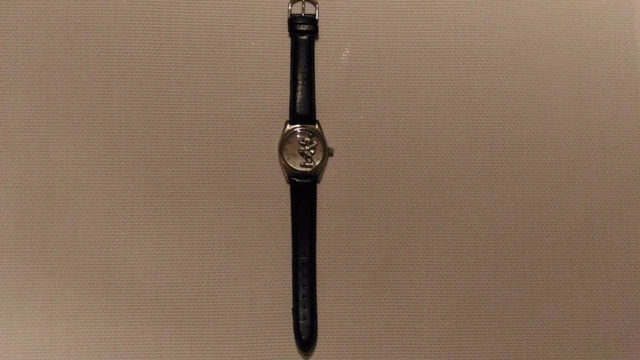 Belle Montre Homme Bohington à Mouvement Quartz, En Très Bon état - Un Classique Intemporel.