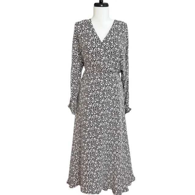 Elie Tahari 100% Silk Maxi Dress floral black white Long Sleeve Slit Back Size L