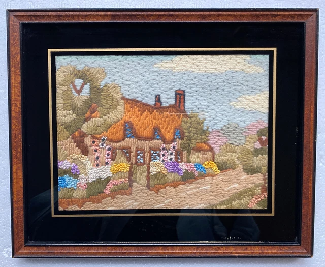 "Antiguo/DE COLECCIÓN Crewel Bordado Enmarcado Cottage Garden Inglés Arte 10,5"" x 8,75"