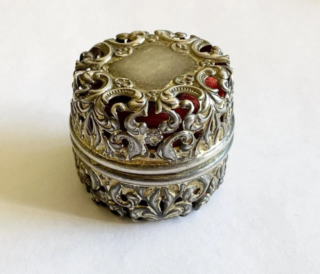 Antique Art Nouveau Sterling Sewing Needle Emery Case