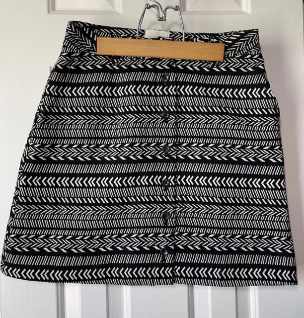 Anthropologie Field Notes Skirt by Maeve Sz 2 Black White Aztec Stripe