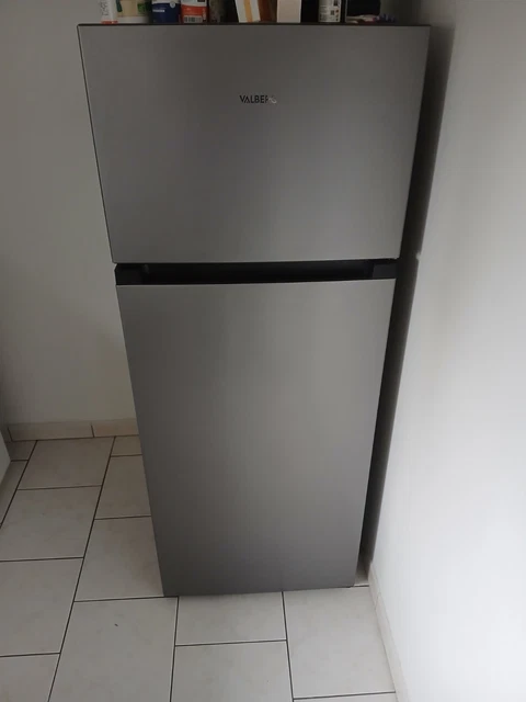 Miele - K 7748 C – Combinés réfrigérateur/congélateur