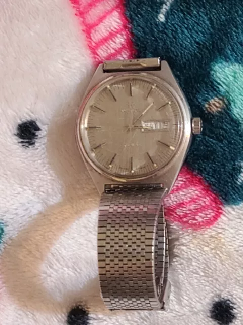 Hamilton Stainles Steel Quartz Watch mens vintage Non-working  709004-3